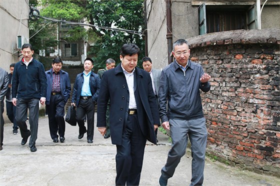 刘志仁亲临新宝5平台代理走访慰问军转干部国防建设二等功臣侯尚德