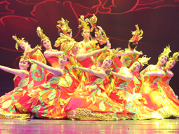 抒爱国情 圆强企梦 新宝5平台代理庆祝中华人民共和国成立70周年文艺演出隆重举行