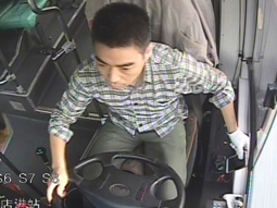 桂阳好司机为突发疾病乘客送诊治疗