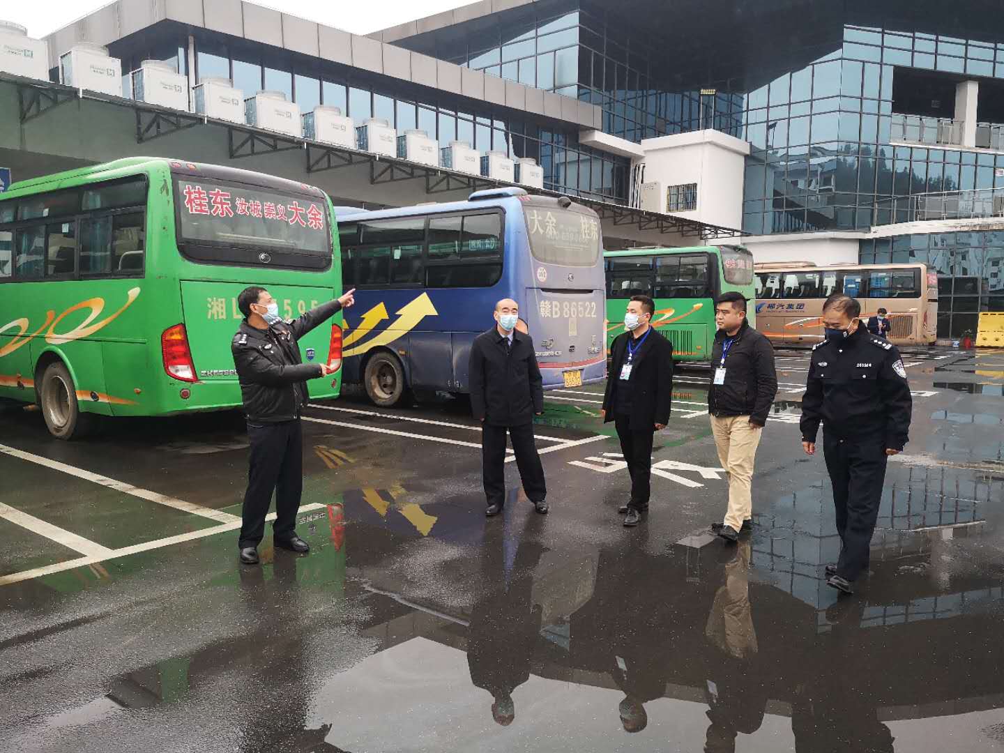 市“除顽瘴痼疾”督导组到桂东分公司检查指导工作 市“除顽瘴痼疾”督导组到桂东分公司检查指导工作